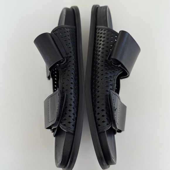 Mercedes Castillo Celynne Slide Sandal Perforated Grip-Strap Black 9.5/ 39.5 - Picture 8 of 16